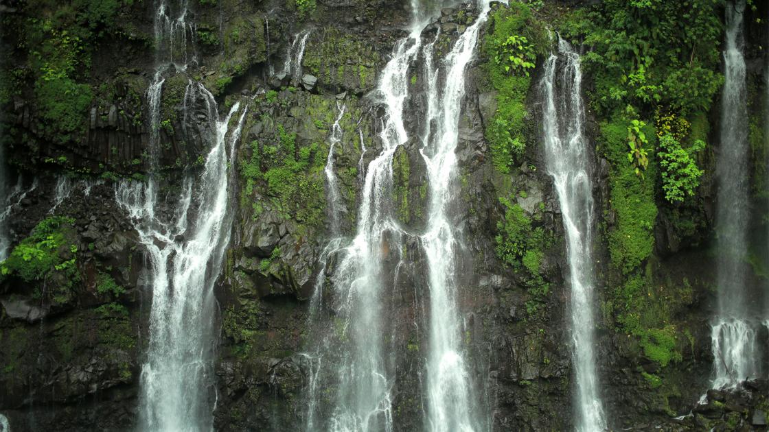 The Island Diaries S1E13 Reunion Island Knowledge.ca